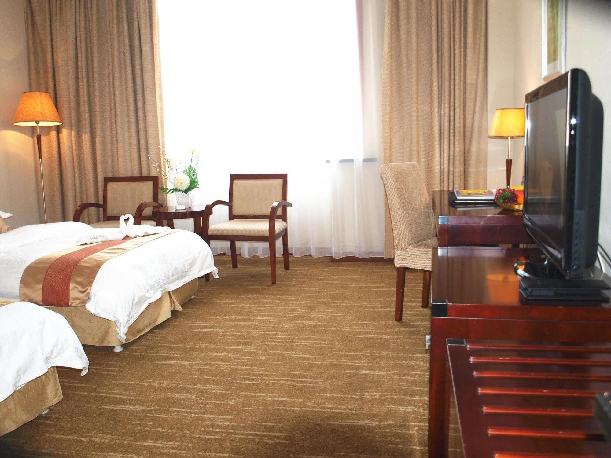 Century Hotel Taicang Luaran gambar